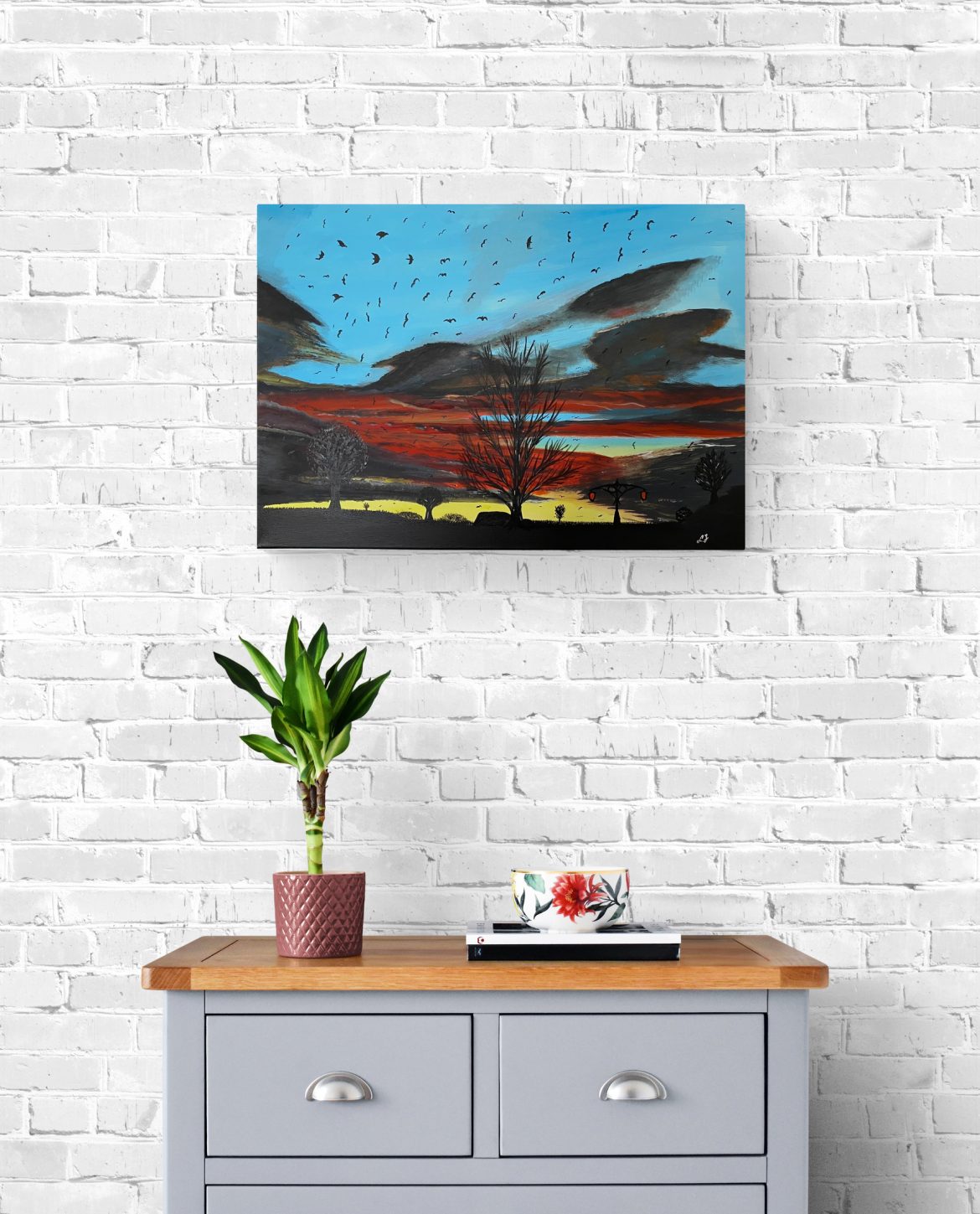 Birds_The_gray_wood_cabinet